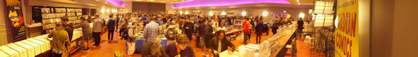 Vancouver Comic Show Pan Picture 03